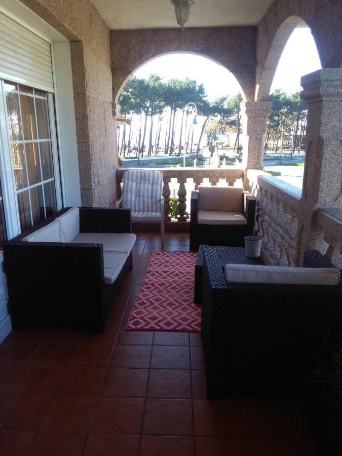 Piso En Playa Samil Apartment *